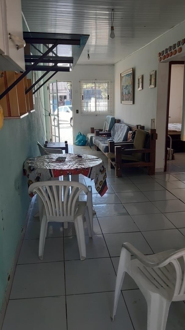 Casa à venda com 2 quartos, 50m² - Foto 5