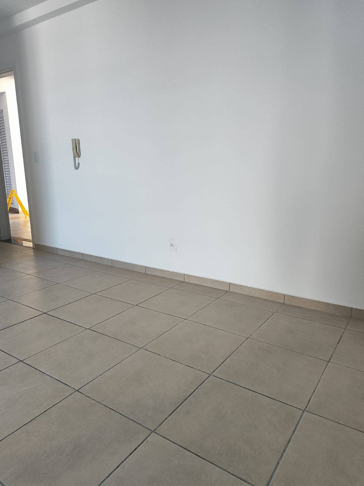 Apartamento à venda e aluguel com 2 quartos, 65m² - Foto 5